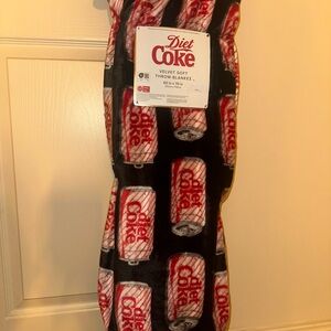 Velvet Soft Throw Blanket - Black and Red